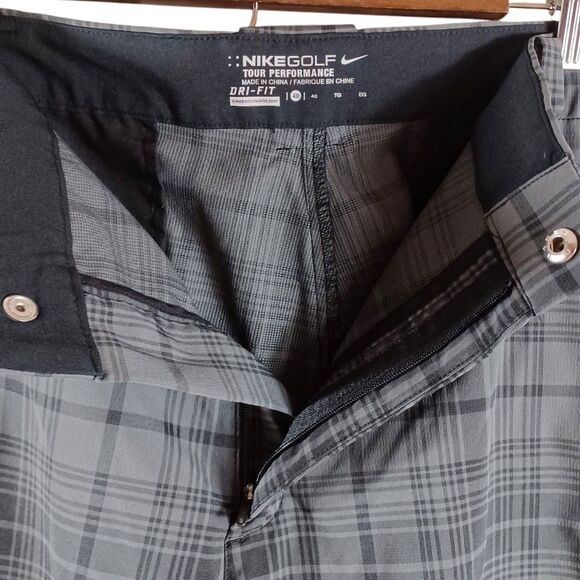 Nike Golf Tour Performance Plaid Shorts Mens 40 Gray Dri-Fit Stretch Activewear - Picture 7 of 10